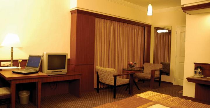 Hotel Skylon Ahmadabad Zewnętrze zdjęcie