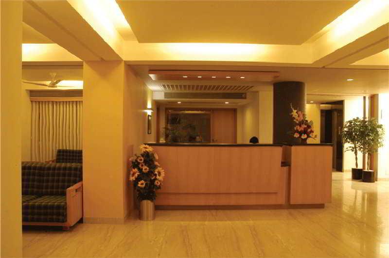 Hotel Skylon Ahmadabad Zewnętrze zdjęcie